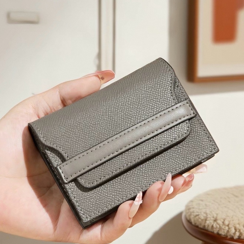 Compact Women's Wallet - Gray